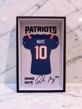 Drake Maye Patriots #10 Jersey Display 3D Shadow Box NFL Football Gift